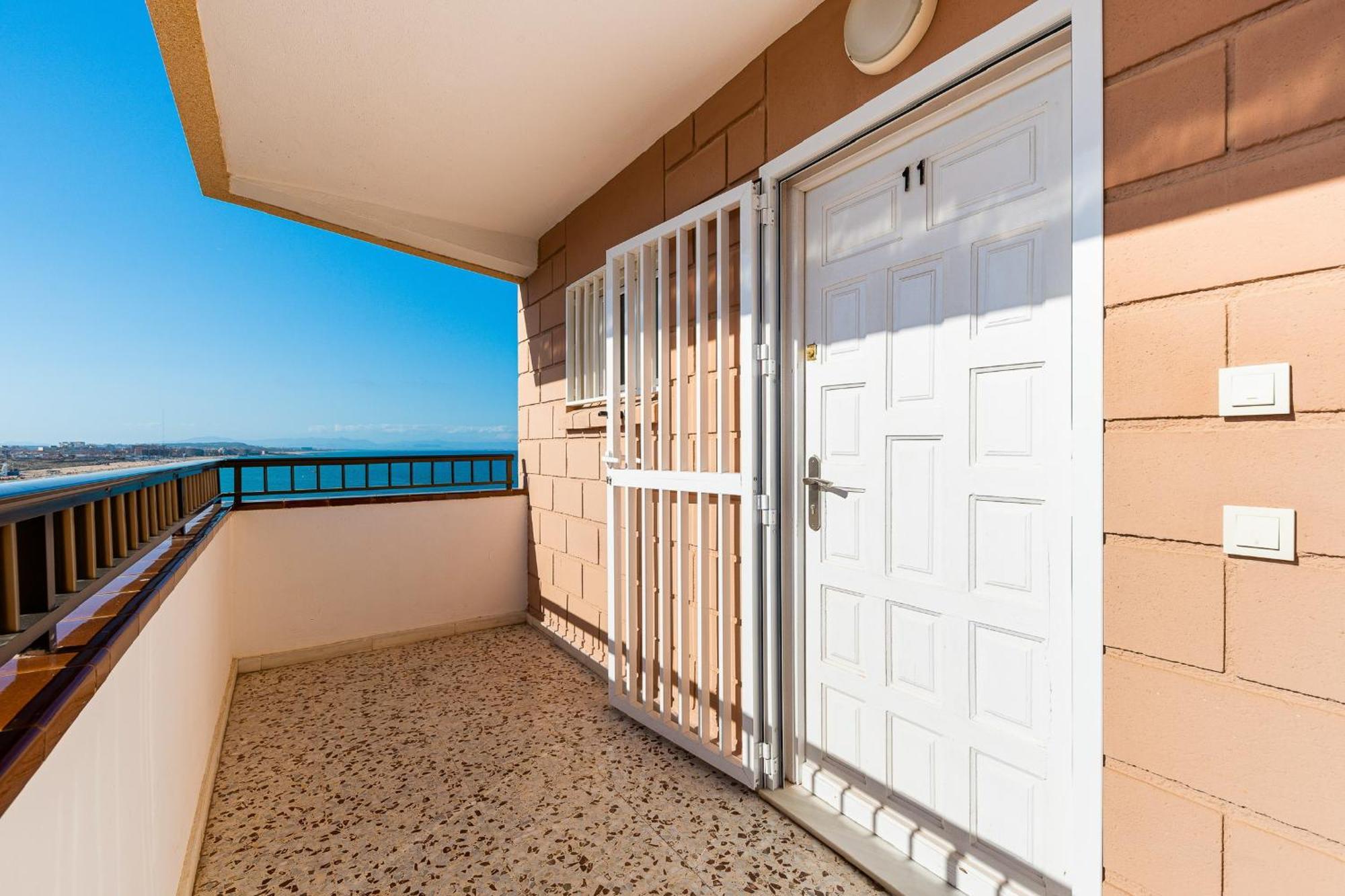 Balcon Mediterraneo Sunrise Torrevieja Bagian luar foto