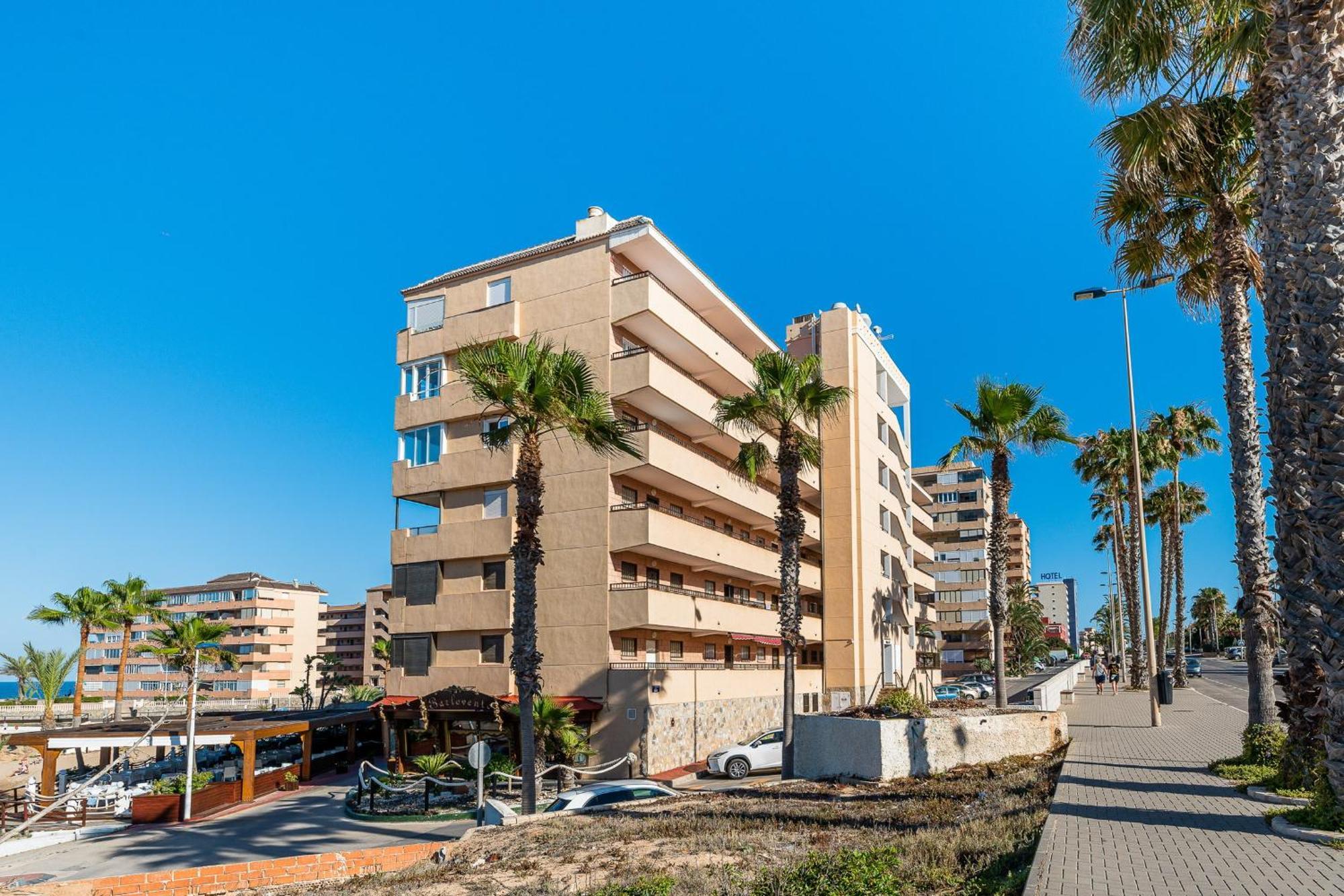Balcon Mediterraneo Sunrise Torrevieja Bagian luar foto
